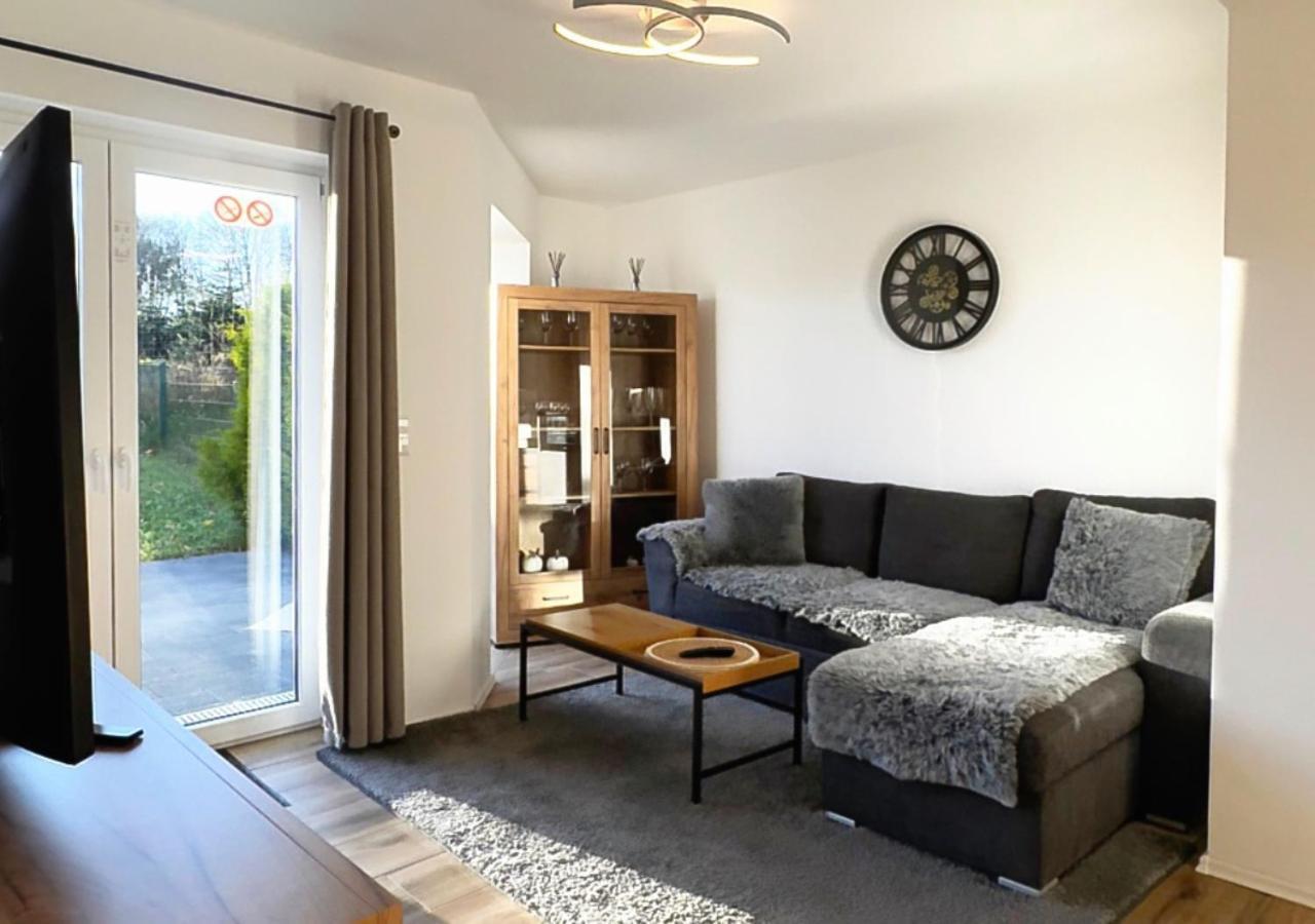 Greenhouse Living Apartment Nivis Mit Garten - 4 Minuten Nach Winterberg - Wandern, Mountainbike Fahren - Natur Geniessen Medebach Exterior photo